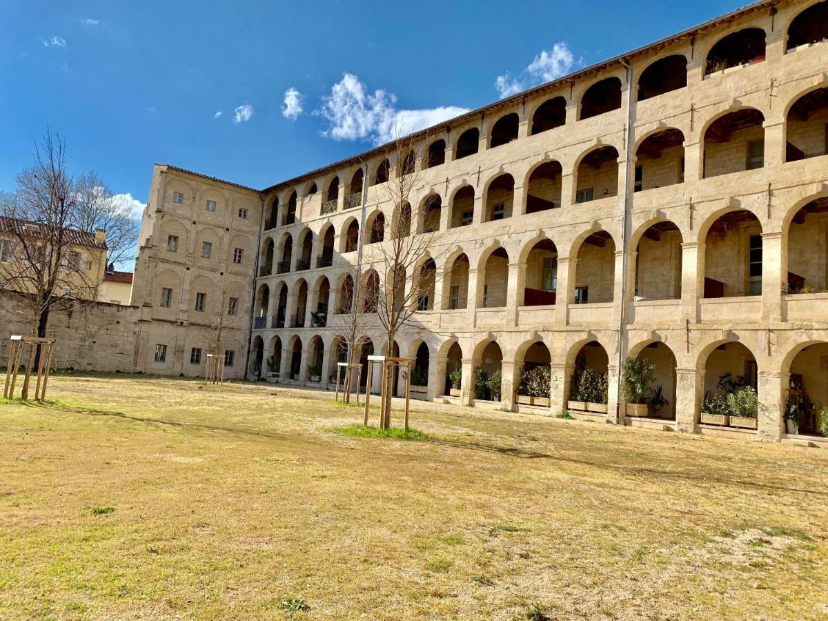 Mini-loft, Clos Des Arts - Parking Gratuit * Avignon